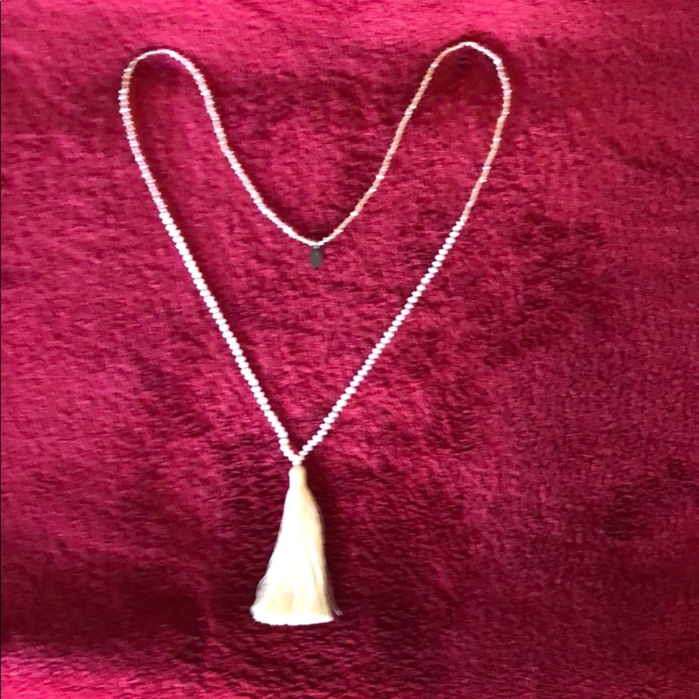 CHICO’S TASSEL LONG NECKLACE